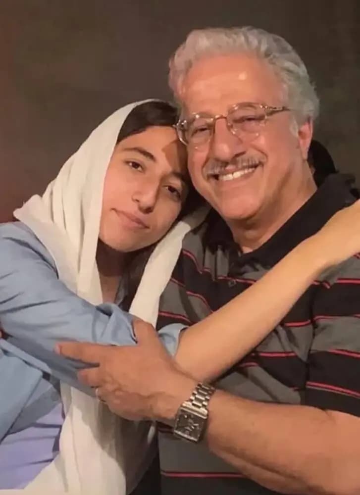 عکس/ شباهت عجیب علیرضا خمسه و دخترش عکس/ شباهت عجیب علیرضا خمسه و دخترش