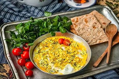فیلم/ طرز تهیه پنیر برشته معروفِ هوتن شکیبا در سریال تاسیان