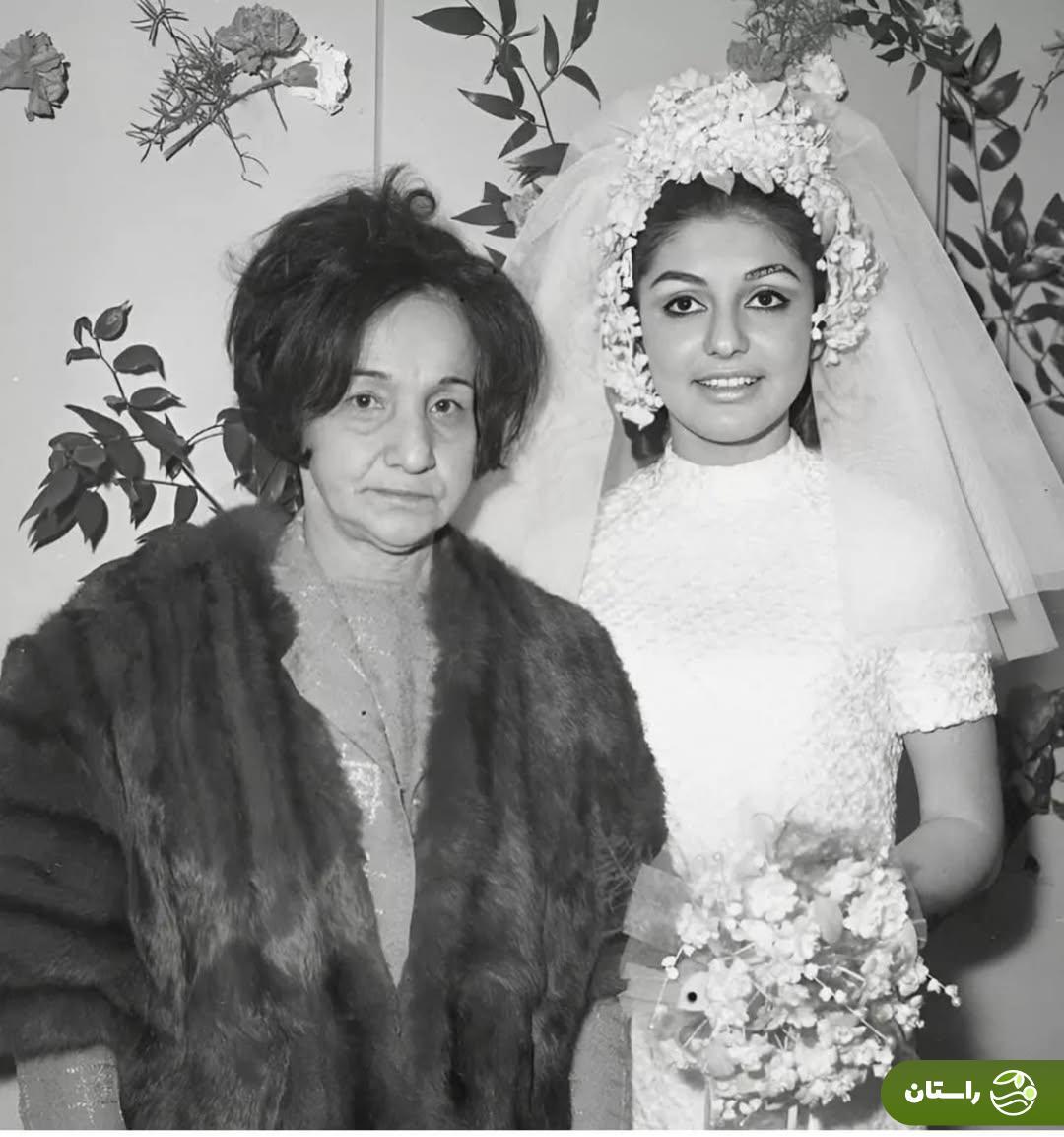 عکس/ گوگوش ۱۷ ساله با لباس عروس در کنار مادر شوهرش