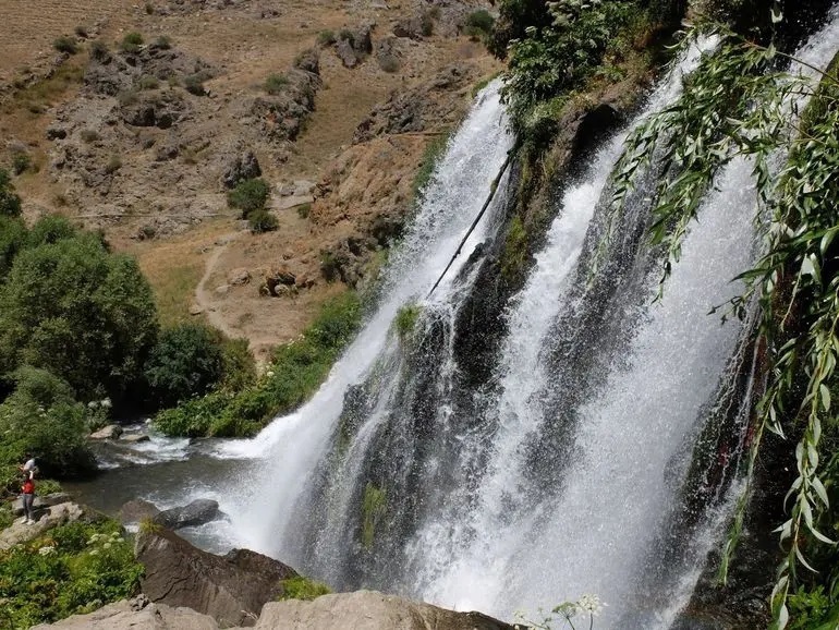 جاذبه-های-گردشگری-روستای-برغان-روستایی-با-تابستان-خنک-حوالی-تهران-و-کرج جاذبه های گردشگری روستای برغان؛ روستایی با تابستان خنک حوالی تهران و کرج