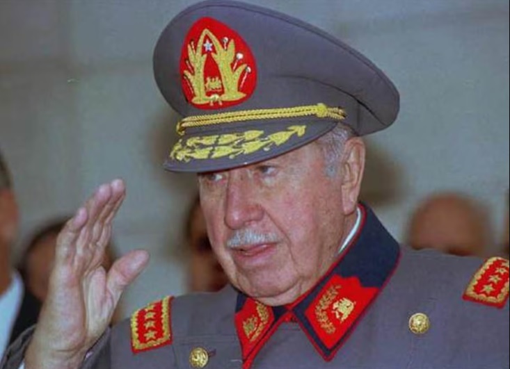 آگوستو پینوشه کیست؟