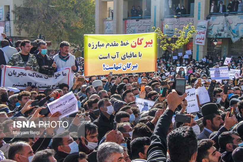 تجمع جمعی از مردم چهارمحال وبختیاری/ تصاویر