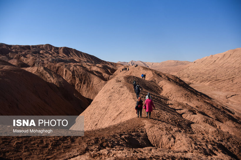 ایران زیباست؛ کویر «کوه سرخ» سمنان/ تصاویر