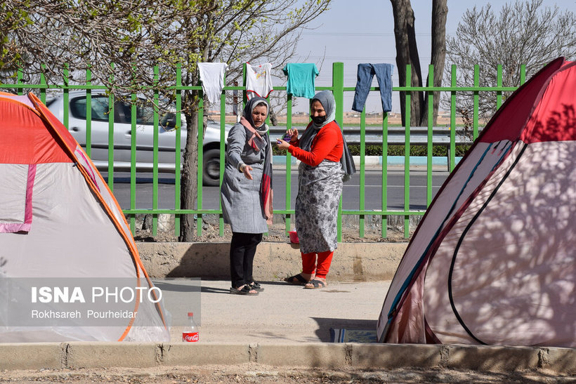 باغ فدک اصفهان سرشار از مسافران نورورزی/ تصاویر