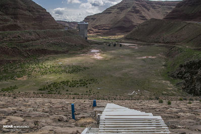 سدی که تشنه اعتبار است