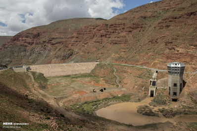 سدی که تشنه اعتبار است